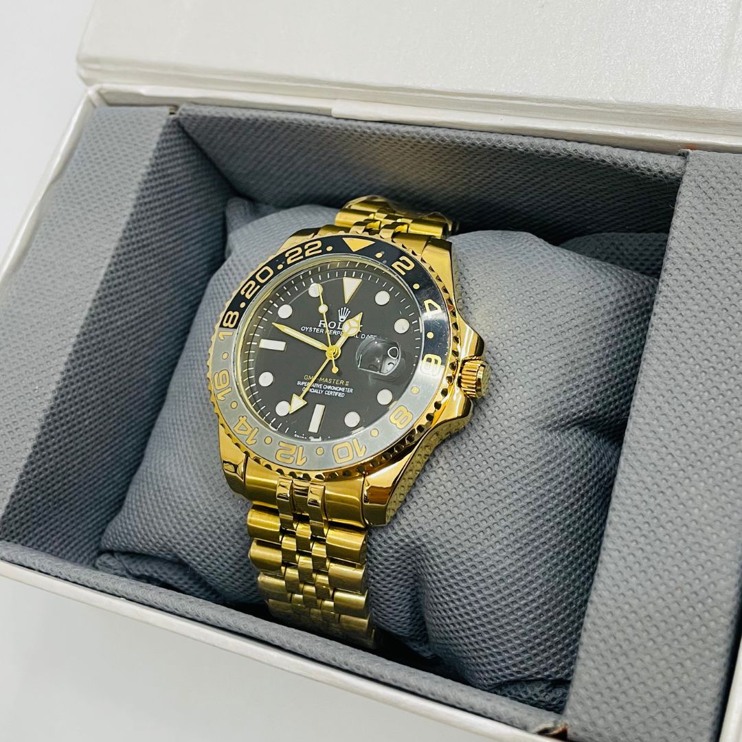 GMT Master - 40mm - Stainless Steel - Yellow Gold Black Dial Jubilee 0052