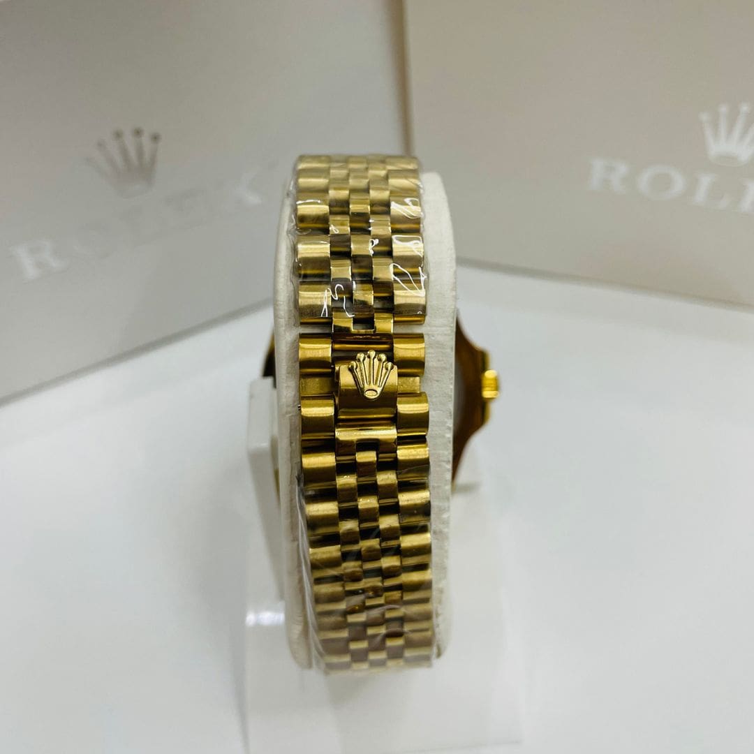 GMT Master - 40mm - Stainless Steel - Yellow Gold Black Dial Jubilee 0052